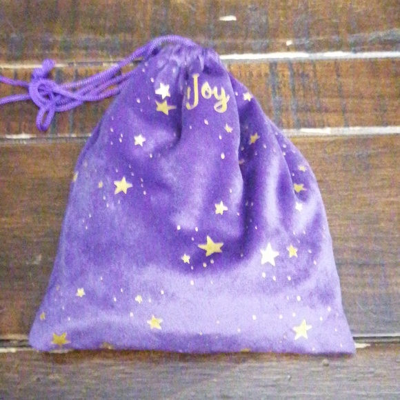 3x Owlcrate Puzzles 300 pieces each - Picture 6 of 10